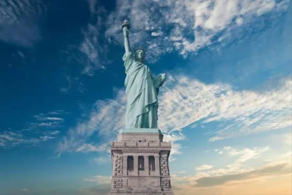 Guía Total: Vivir y Progresar en los Estados Unidos - Imagen 2